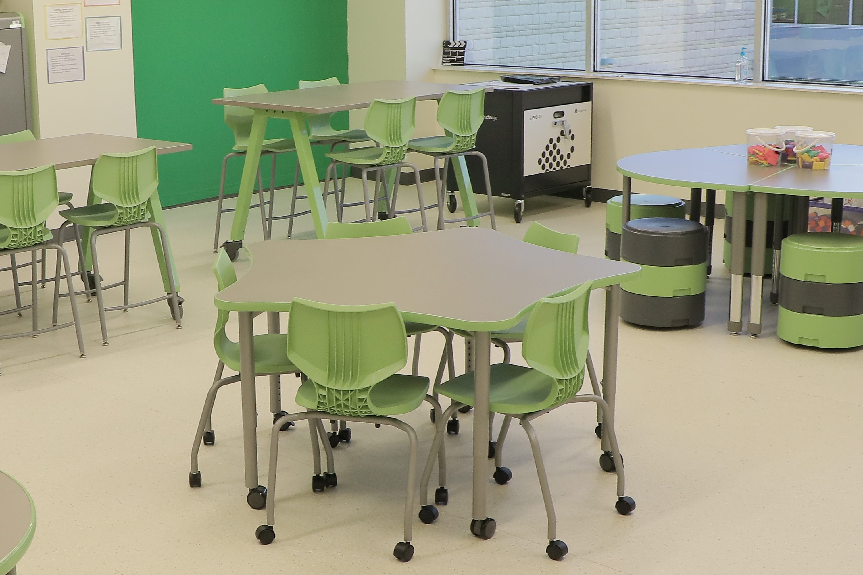 Lone Star Furnishings - Texas School Furniture - STEM3