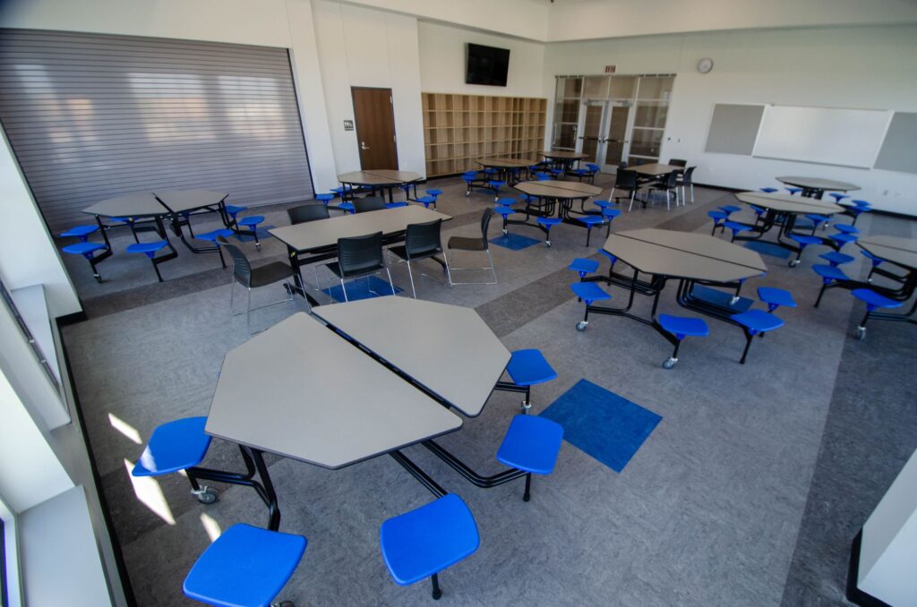 Lone Star Furnishings - Texas School Furniture - DSC 0102 2