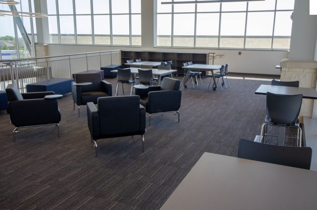 Lone Star Furnishings - Texas School Furniture - DSC 0380