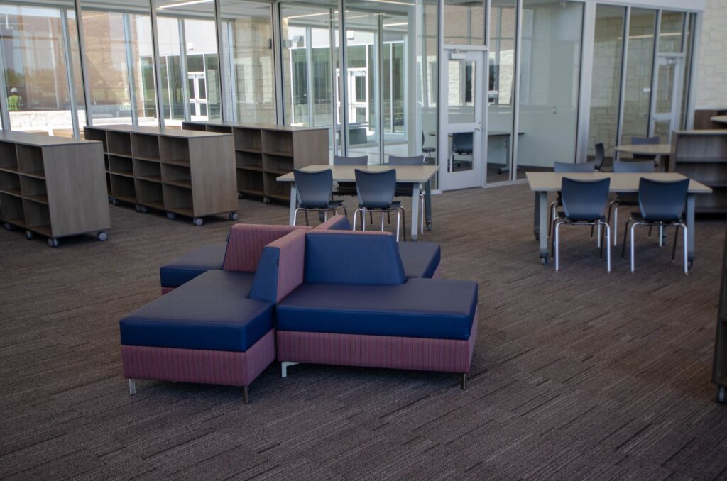 Lone Star Furnishings - Texas School Furniture - DSC 0467