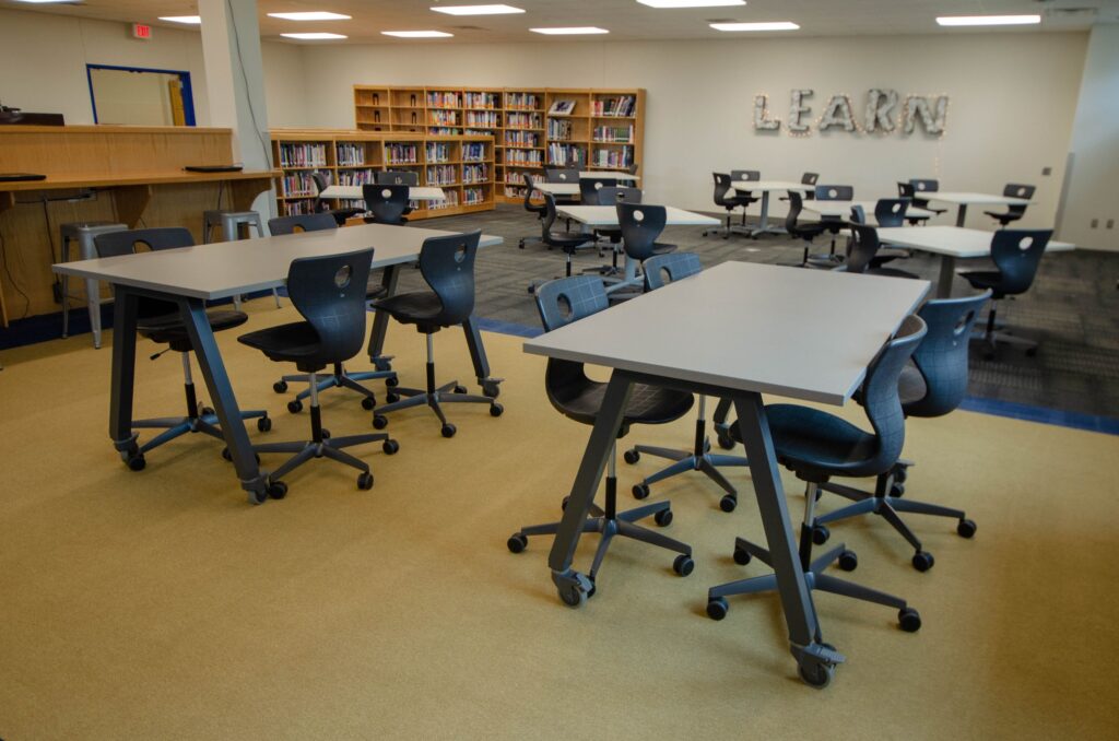 Lone Star Furnishings - Texas School Furniture - DSC 0224 1